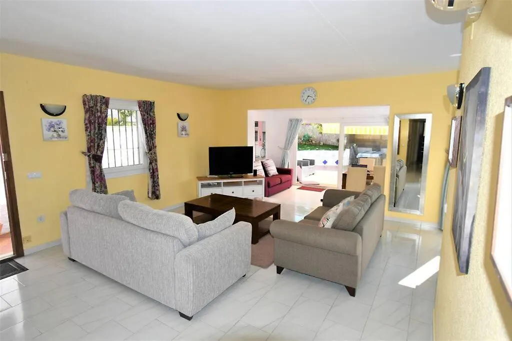 Villa Sunshine - Private Heated Pool - El Faro Malaga